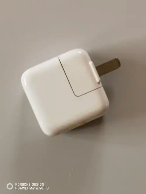 苹果充电器怎么样 iphone要什么20瓦 30瓦?10瓦又不是不能用_什么值得