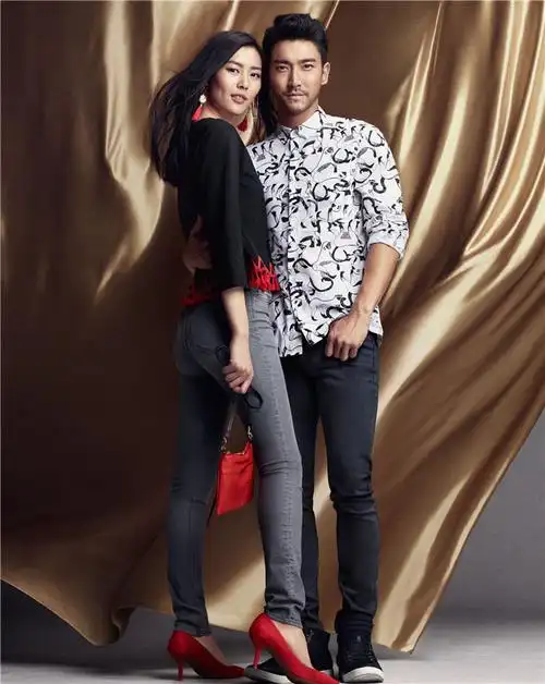 刘雯崔始源最新广告大片曝光 "石榴夫妇"再合体粉丝大呼过瘾【组图】