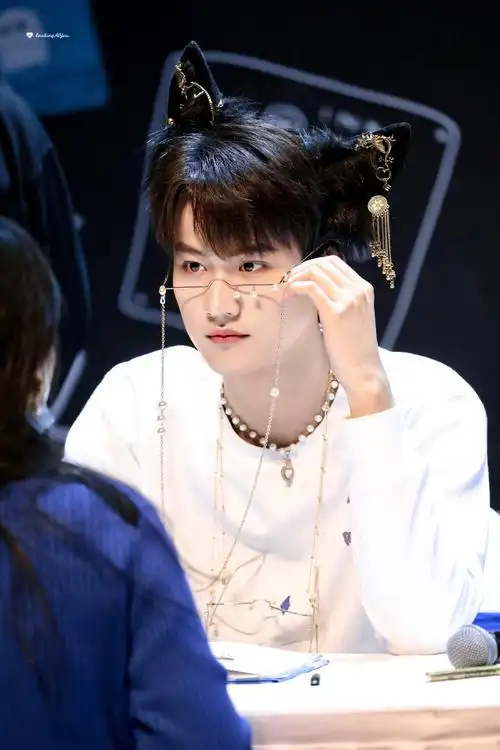 969370159891延迟分享一些可爱小狗92@into1-周柯宇