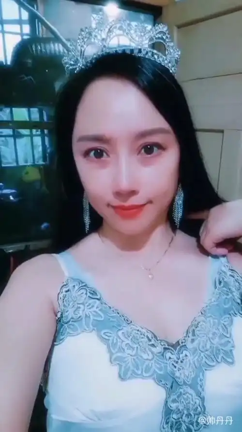 5000年美女帅丹丹,美丽气质女神-度小视