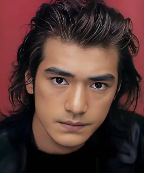 原创帅成亚洲第一因为长相烦恼的金城武如今过得还好吗