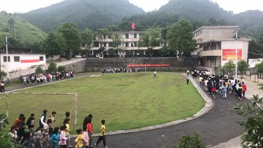 一日常规督导——盘江中学