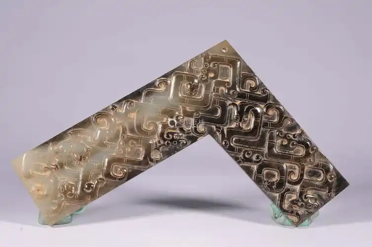 6868lot026868战国玉磬一套七件