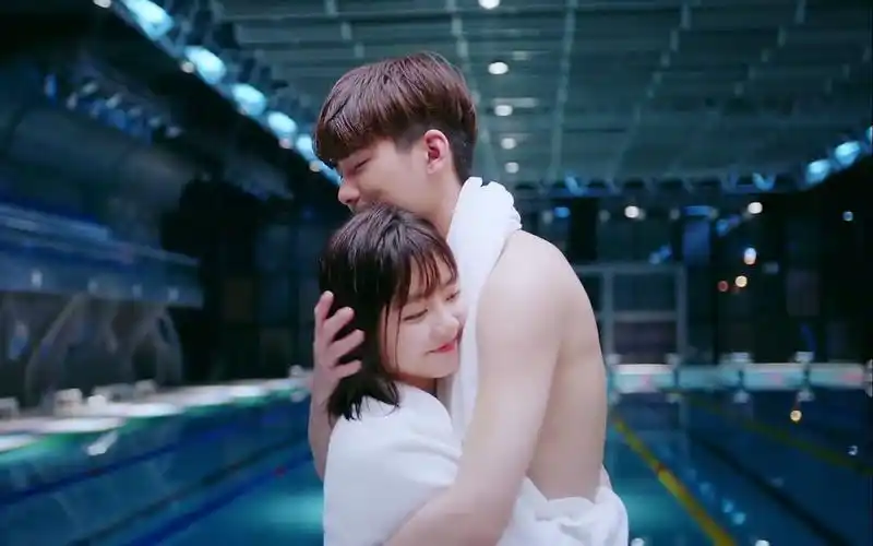 【谭松韵/熊梓淇】甜:老婆送拥抱~爱的抱抱撒狗粮~~