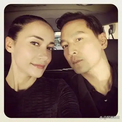 毕竟年轻时候的吴彦祖真的是帅到惊为天人.