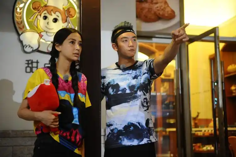 《跑男3》遭rm粉吐槽:看完预告片就知道结局 《奔跑吧,兄弟》从第一季