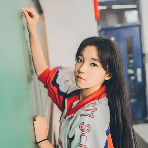 宋雨琦学生时代的照片