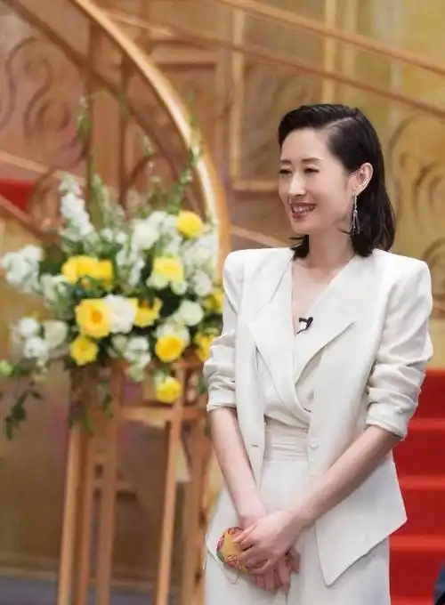 刘敏涛一根雪糕悟出婚姻真谛,果断分手,逆袭事业成了人生赢家_安全感