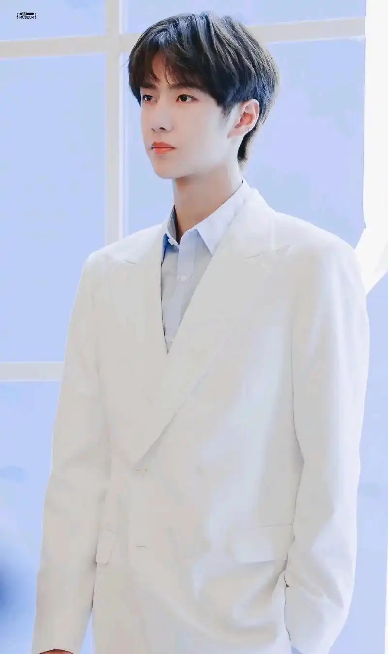 男明星白西装大赏,你最喜欢谁呢?