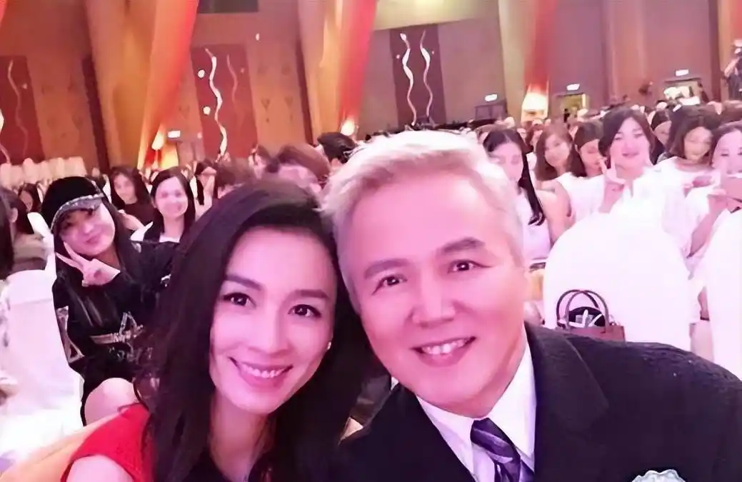 对于张庭和林瑞阳来说,他们不是普通做生意的人,不可能看得到那些蝇头