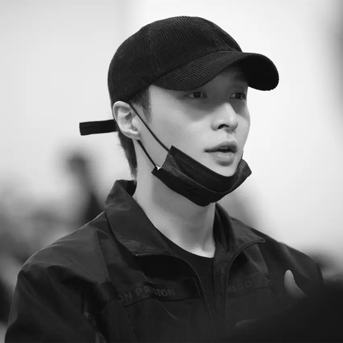 这就是张艺兴同款帽子街舞嘻哈黑色鸭舌帽韩版ins潮百搭棒球帽