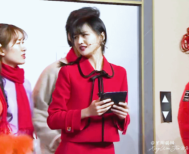 郑爽被央视春晚淘汰的小品曝光首次尝试跳舞比谢娜的效果好