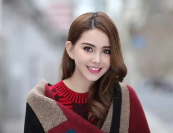 中国女星排名前十名(90后女明星颜值排名榜)-1