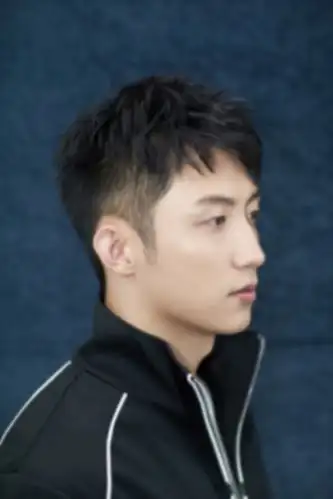 黄景瑜这发型,我很是喜欢