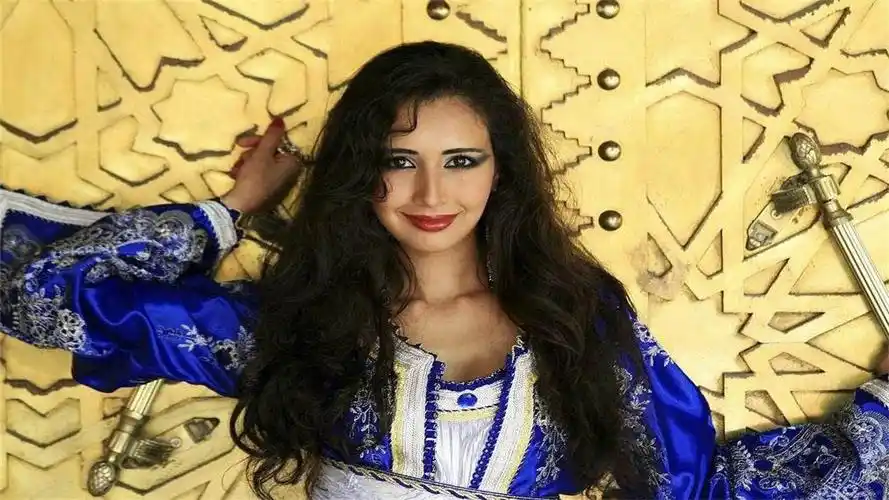 非洲最特别的国家:白色人种占据80%,对中国实行免签|163_手机网易网