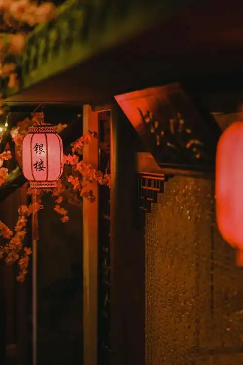 古风实景游戏小镇来咯,玩起啦你/在法律允许范围内,活动解释权归品牌