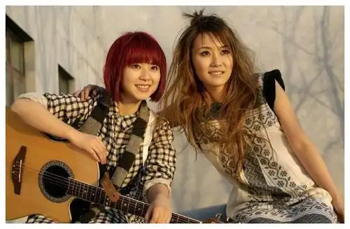 《超级女声》第一届8强生存现状曝光,冠军处境心酸,4人销声匿迹