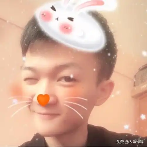 歌手周深的逆袭史从山区留守儿童到实力派男神他终于红了