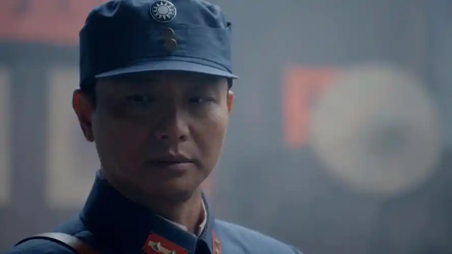 绝密使命:行踪暴露,洋大叔竟怀疑交通员是内鬼,属实伤心呐-影视综视频