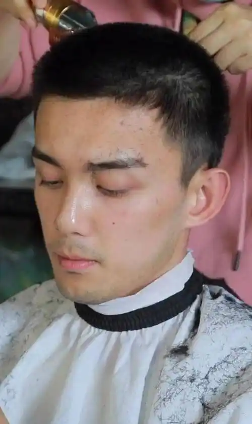 吴磊为拍片爽快剃寸头,三石弟弟化身硬汉,乘风真实还原历史场景_电影