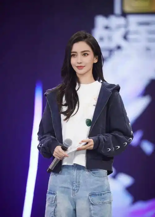 杨颖罕见的怀孕时期的照片,假如没有离婚也不至于此_黄晓明_不知道