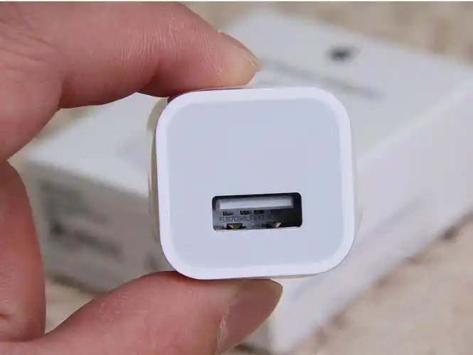 原装iphone苹果4 4s 5 5s 6手机充电头5v1a手机充电器带ic保护