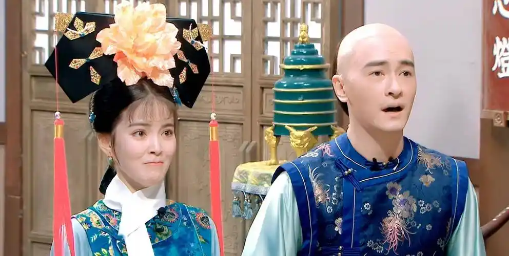 《我是女演员》龚俊小哥成工具人,男导师女选手亲密戏遭质疑_节目