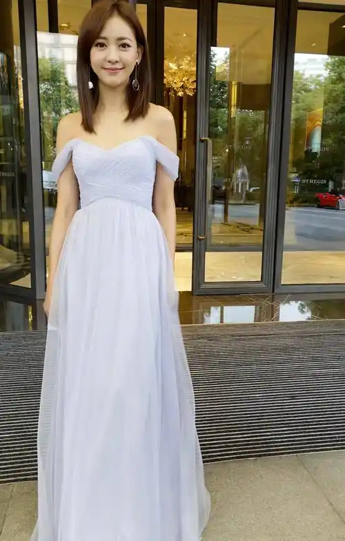 陈意涵嫁给"大叔",审美遭到网友质疑,更是令很多宅男心碎了_运动_款式