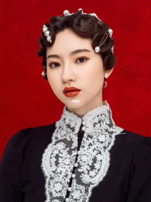 复古手推波新娘造型|浓颜系美人