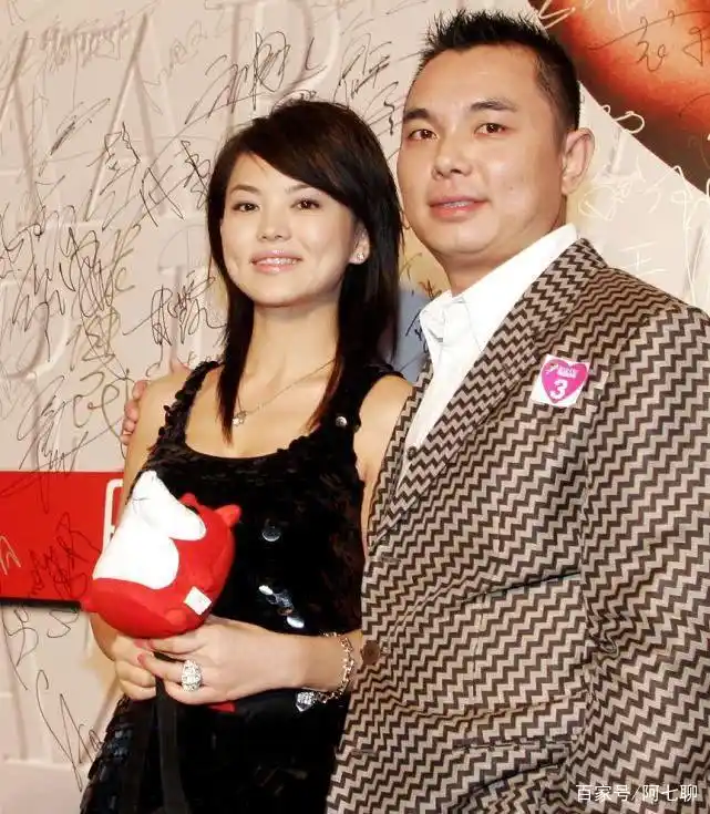 和黄晓明传姐弟恋,三任男友下场惨烈,天后孙悦都经历了什么?