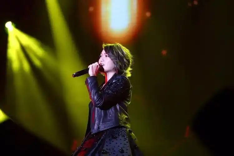 预售公告丨庄心妍saw the light全国巡演深圳站强势来袭,10月13日11