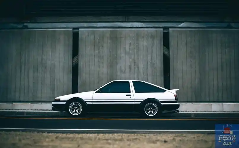 还记得那台真正的丰田ae86么?