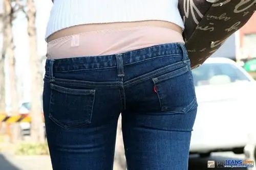 这是什么牌子的低腰牛仔裤 在哪里可以买到 急急!谢谢