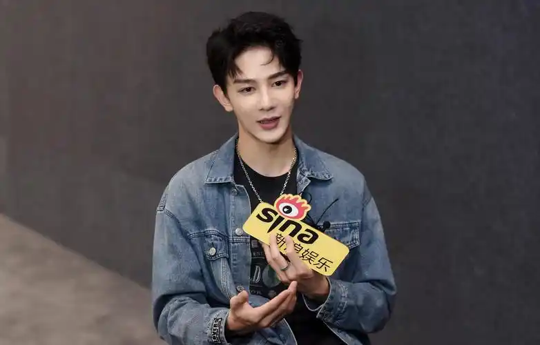 《创造营2019》夏之光活动照图片