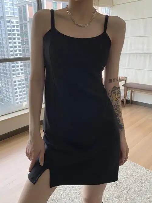 实拍实价侧开叉黑色抹胸吊带连衣裙女夏甜美小个子法式内搭a字裙