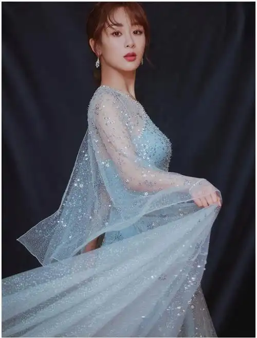 越努力越悲催这一次31岁的杨紫不再受到网友们的宽容