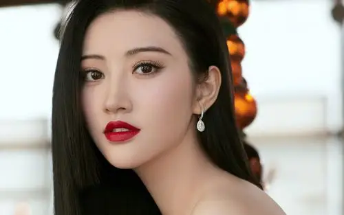 景甜鱼尾裙性感高清桌面壁纸