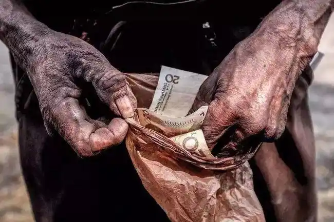 生活不易,光是活着,对很多人来说,就已经很难了! - it610.com