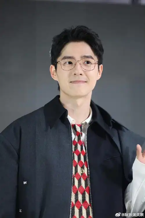 刘昊然金丝眼镜##刘昊然红色金丝眼镜##anotherman摄影派对