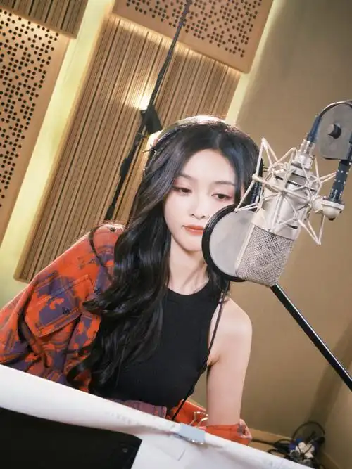 吴宣仪超话·#吴宣仪城市捉迷藏#    探索新奇,拯救不开心  喵呜96