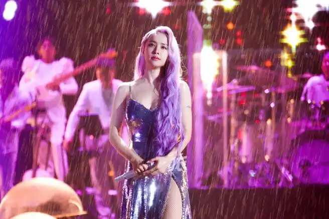 像梦境像电影    #蔡依林雨中妥协氛围感##蔡依林温州演唱会##蔡依林