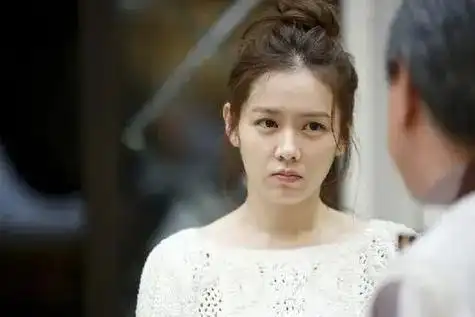 孙艺珍带老公玄彬和儿子一块出去春游网友我不相信坐等反转