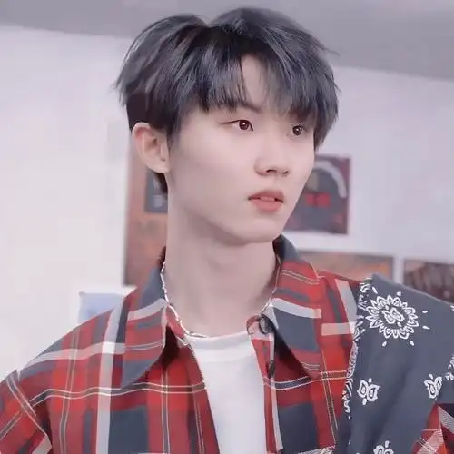 时代少年团头像持续输出中