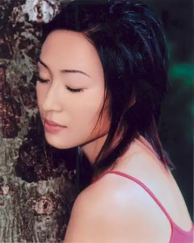 图文:影视红星陈法蓉性感代言-01