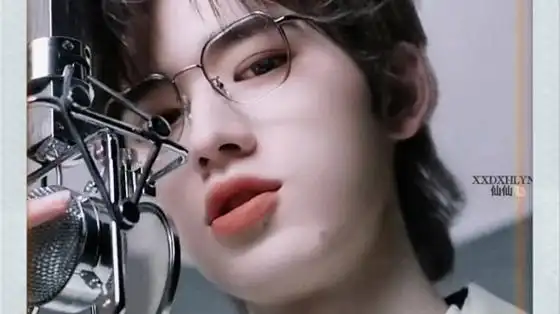 宋亚轩每一张图片都好看^o^^o^^o