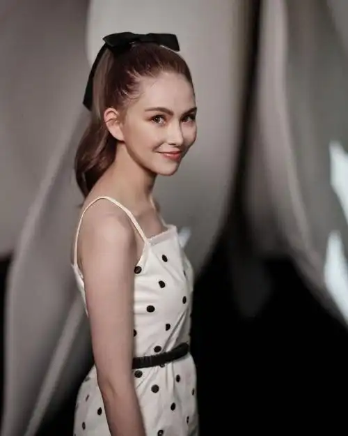 昆凌的童年照##昆凌童年旧照