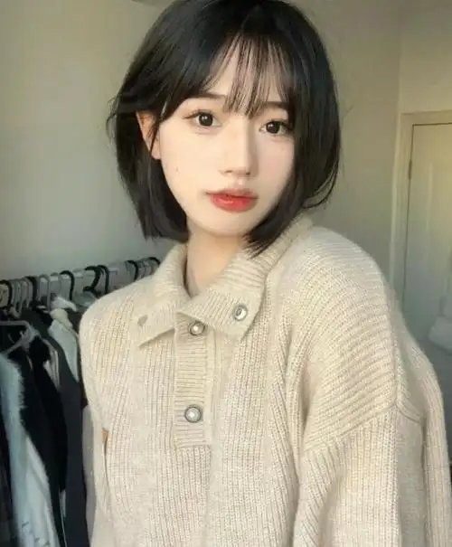 毛晓彤的"齐耳短发"惊艳了!时尚减龄又好看,特适合圆脸女生