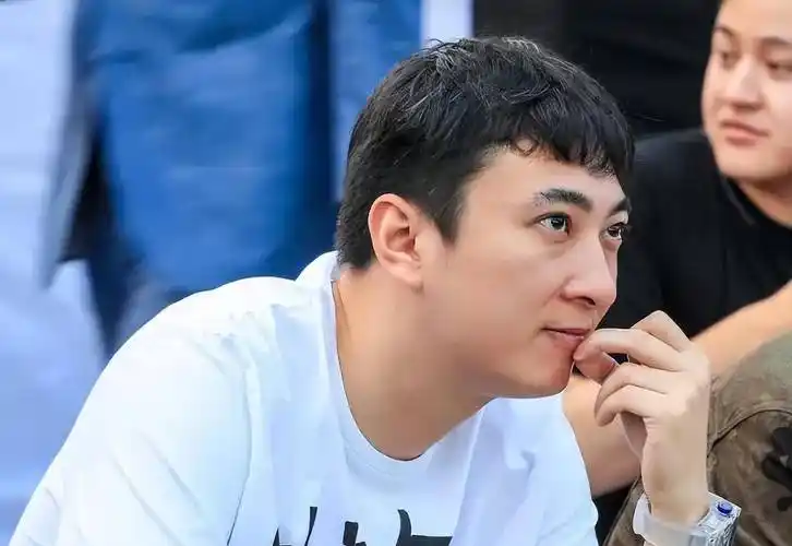 王思聪:终究为自己的"嚣张跋扈"付出了代价-第13张图片-国合建设