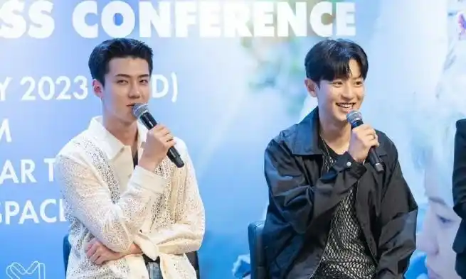 吴世勋朴灿烈活动同框