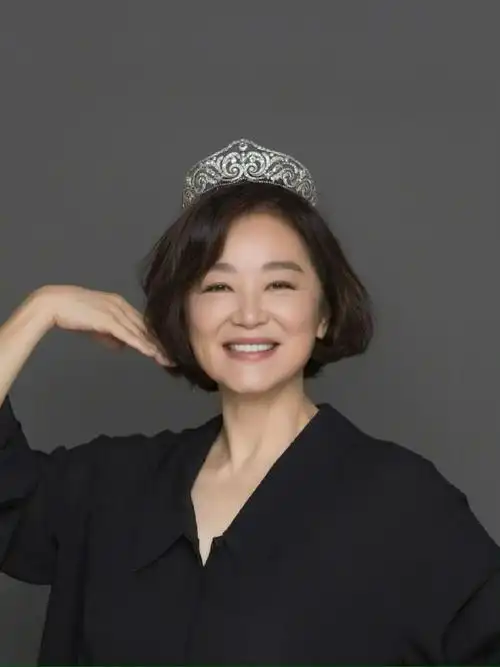 卡地亚高级珠宝##陈漫镜头下的林青霞